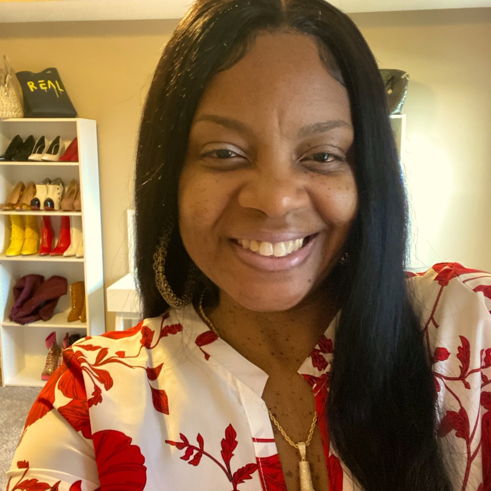 Meet your Posher, Stephanie